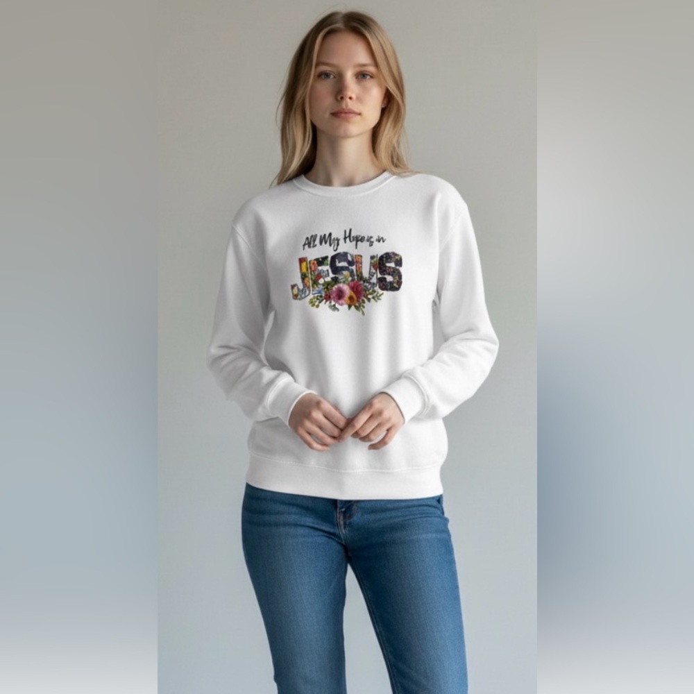 All my hope in Jesus Women's White Graphic Sweatshirt Size Medium